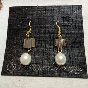 Vintage Premier Designs "Daydream" Goldtone, Shell And Faux Pearl Dangles